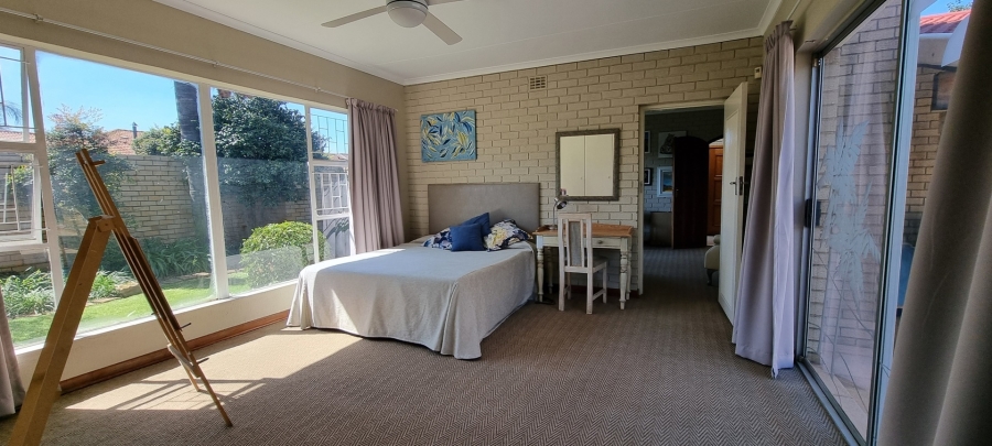 5 Bedroom Property for Sale in Sunward Park Gauteng