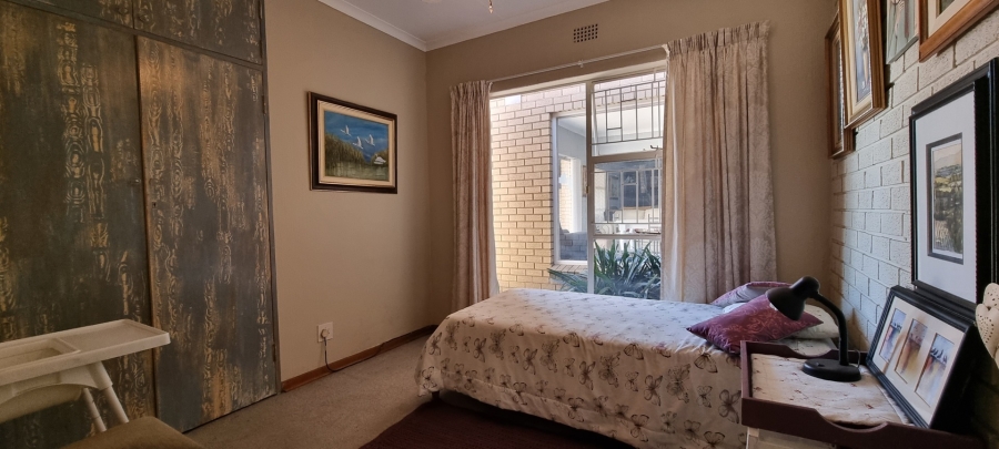 5 Bedroom Property for Sale in Sunward Park Gauteng