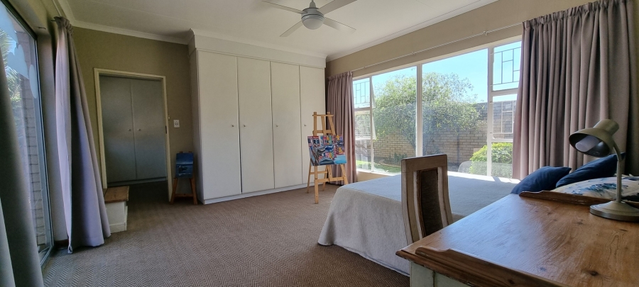5 Bedroom Property for Sale in Sunward Park Gauteng