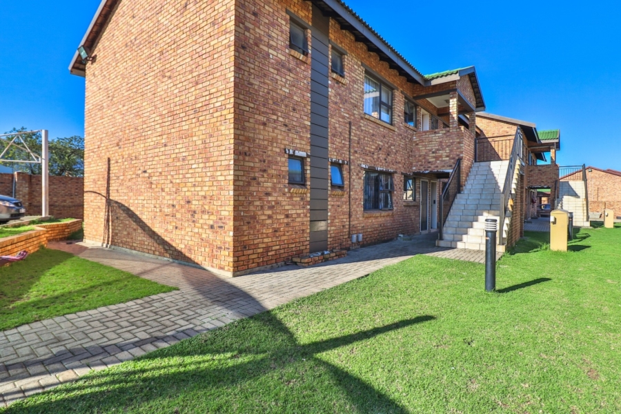 2 Bedroom Property for Sale in Witfield Gauteng