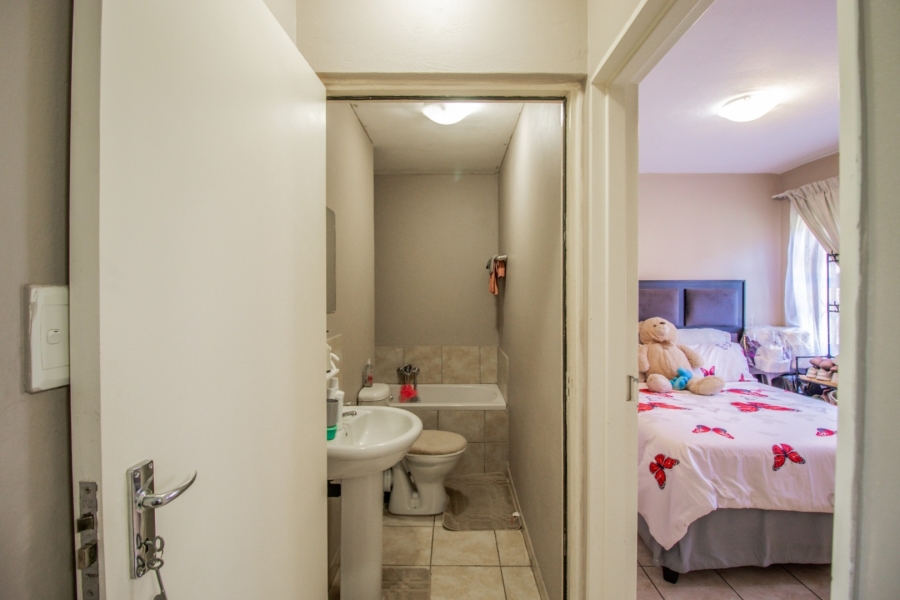2 Bedroom Property for Sale in Witfield Gauteng