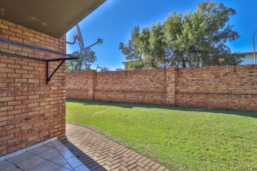 2 Bedroom Property for Sale in Witfield Gauteng