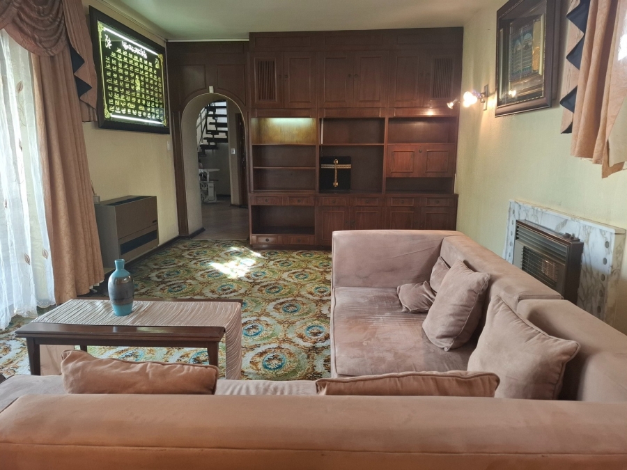 6 Bedroom Property for Sale in Actonville Gauteng