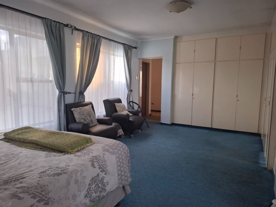 6 Bedroom Property for Sale in Actonville Gauteng