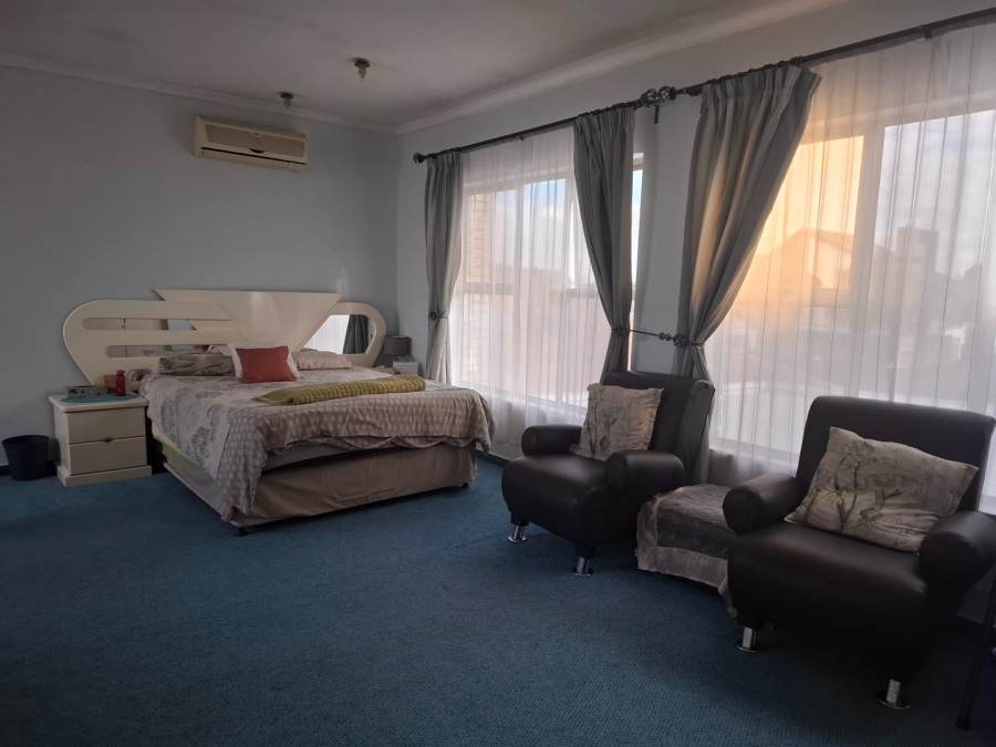 6 Bedroom Property for Sale in Actonville Gauteng