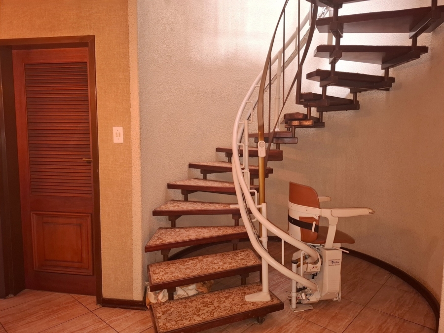 6 Bedroom Property for Sale in Actonville Gauteng