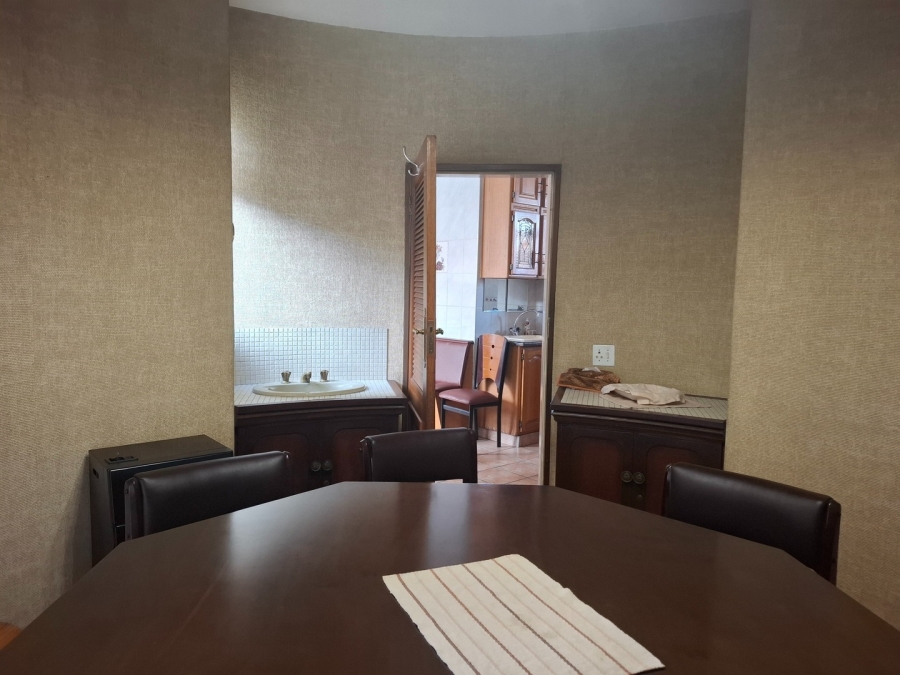 6 Bedroom Property for Sale in Actonville Gauteng