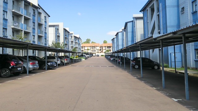 To Let 2 Bedroom Property for Rent in Erand Gardens Gauteng
