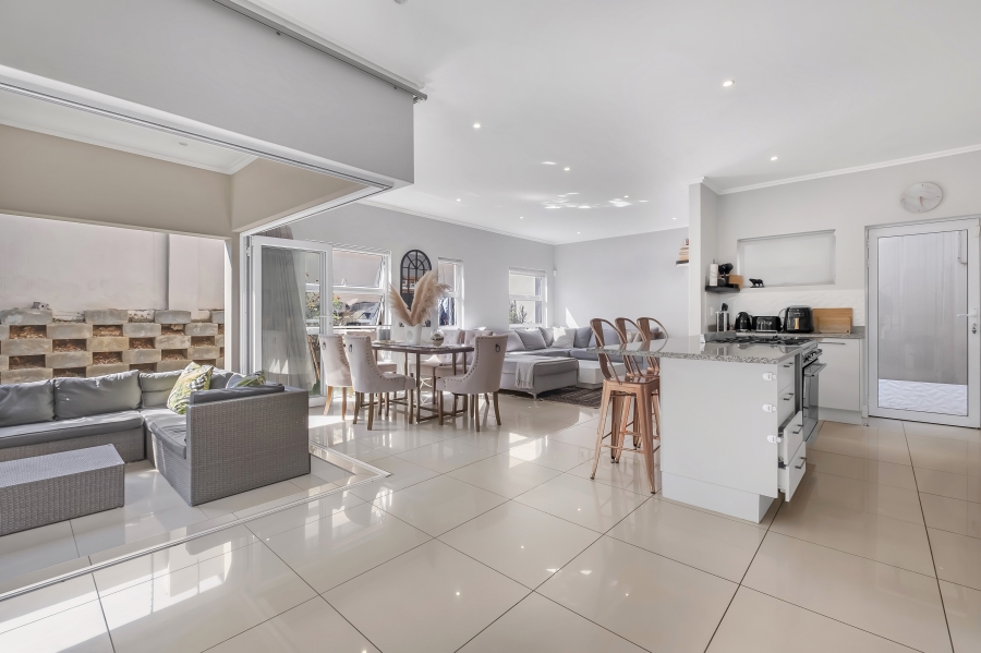 3 Bedroom Property for Sale in Bryanston Gauteng