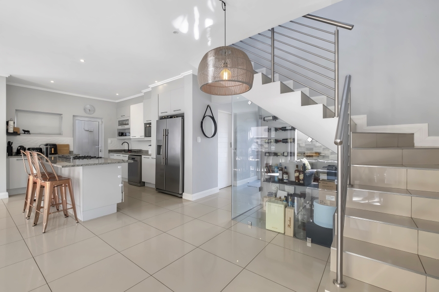 3 Bedroom Property for Sale in Bryanston Gauteng