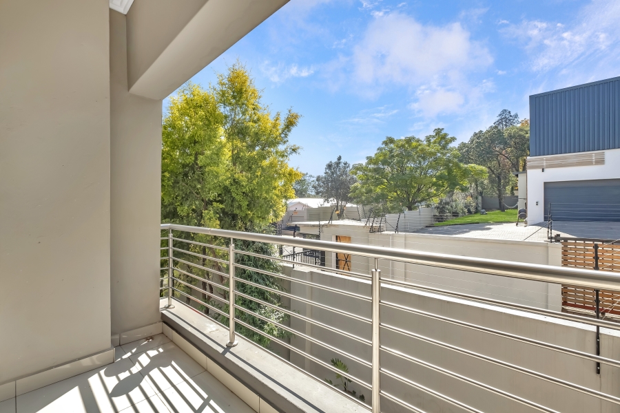 3 Bedroom Property for Sale in Bryanston Gauteng