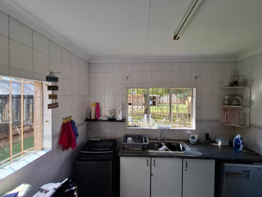 4 Bedroom Property for Sale in Meyerton Central Gauteng
