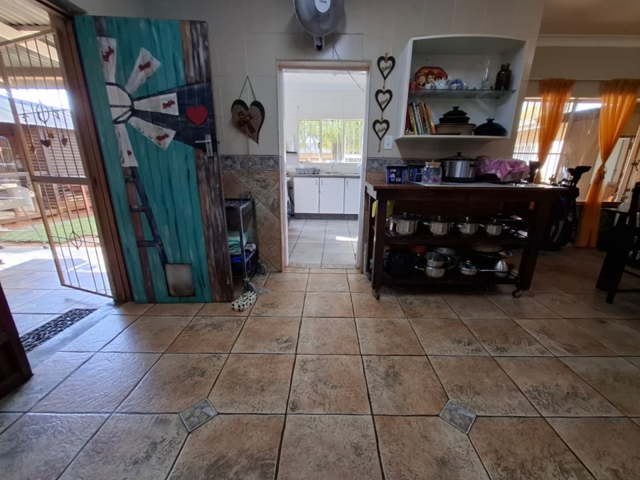 4 Bedroom Property for Sale in Meyerton Central Gauteng