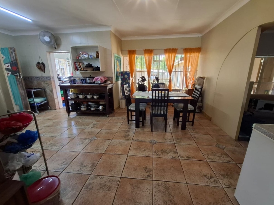 4 Bedroom Property for Sale in Meyerton Central Gauteng