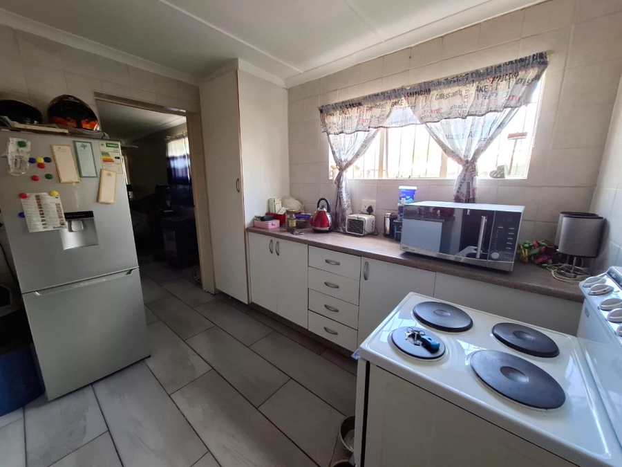 4 Bedroom Property for Sale in Meyerton Central Gauteng