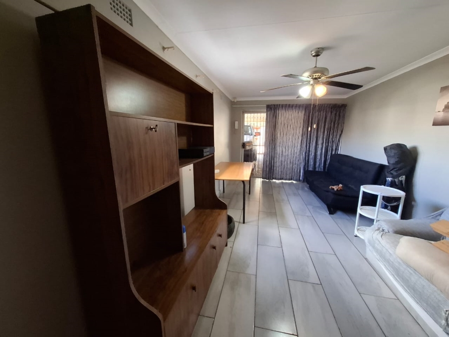 4 Bedroom Property for Sale in Meyerton Central Gauteng