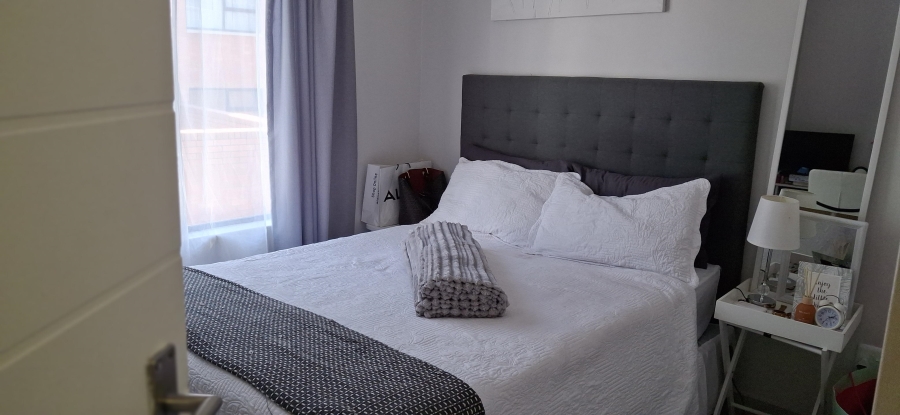 1 Bedroom Property for Sale in Lombardy Estate Gauteng