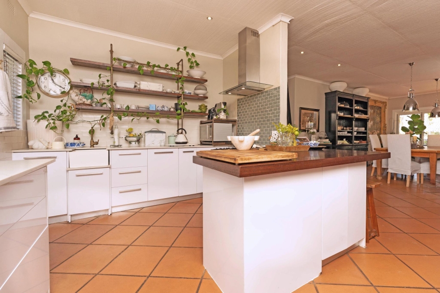 4 Bedroom Property for Sale in Waterkloof Ridge Gauteng