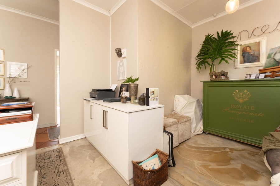 4 Bedroom Property for Sale in Waterkloof Ridge Gauteng