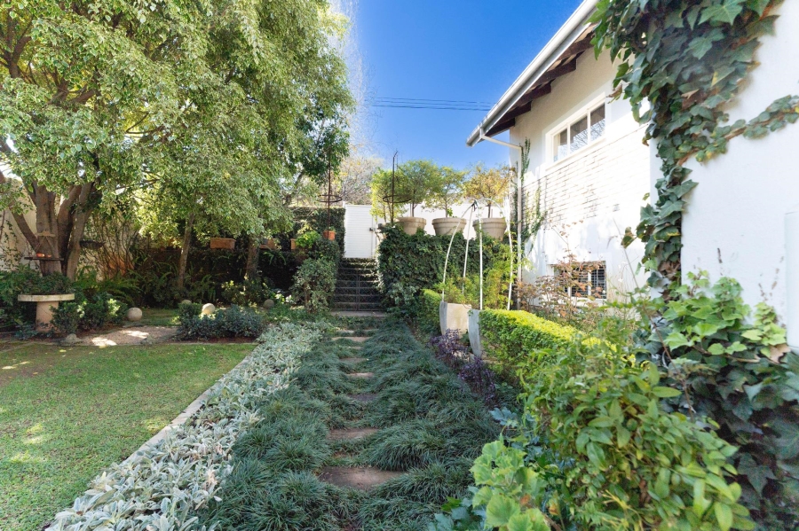 4 Bedroom Property for Sale in Waterkloof Ridge Gauteng