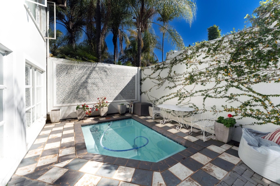 4 Bedroom Property for Sale in Waterkloof Ridge Gauteng