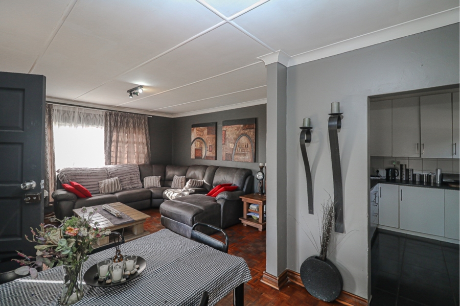 3 Bedroom Property for Sale in Elspark Gauteng