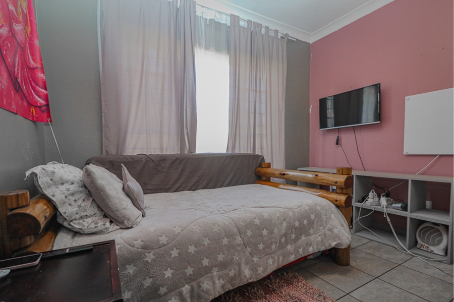 3 Bedroom Property for Sale in Elspark Gauteng