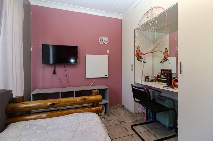 3 Bedroom Property for Sale in Elspark Gauteng
