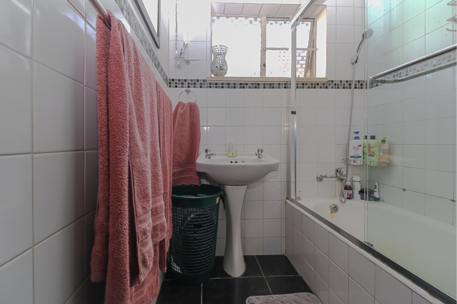 3 Bedroom Property for Sale in Elspark Gauteng