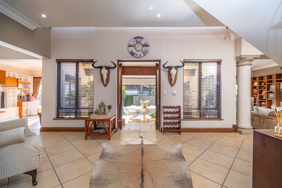 4 Bedroom Property for Sale in Maroeladal Gauteng