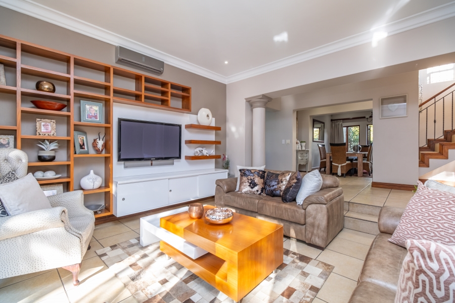 4 Bedroom Property for Sale in Maroeladal Gauteng