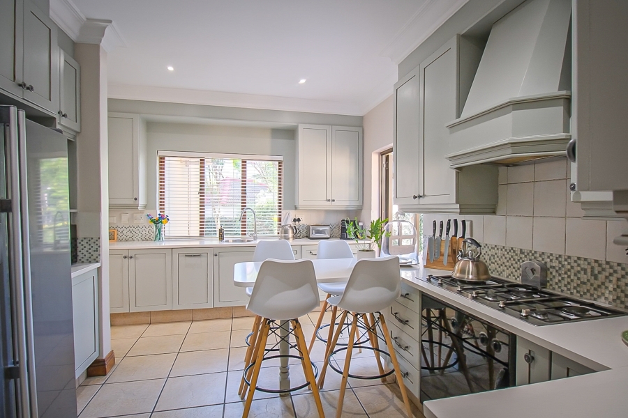 4 Bedroom Property for Sale in Maroeladal Gauteng
