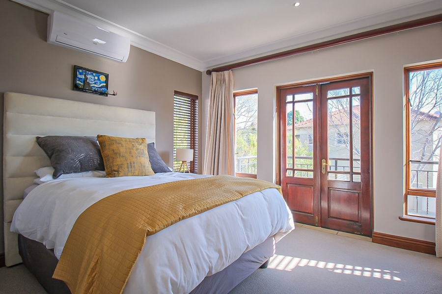 4 Bedroom Property for Sale in Maroeladal Gauteng