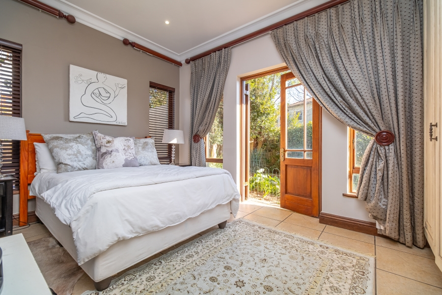 4 Bedroom Property for Sale in Maroeladal Gauteng