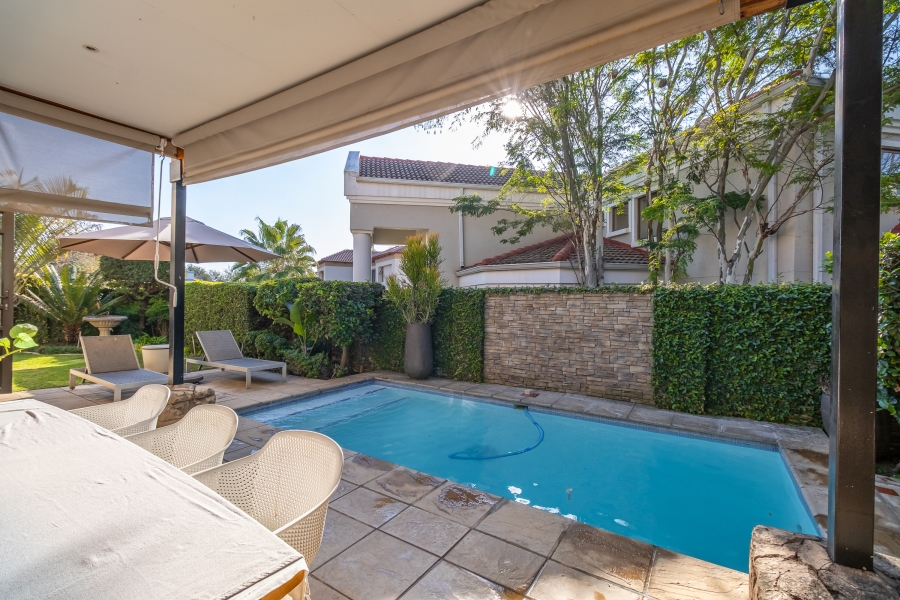 4 Bedroom Property for Sale in Maroeladal Gauteng