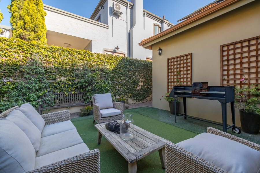 4 Bedroom Property for Sale in Maroeladal Gauteng
