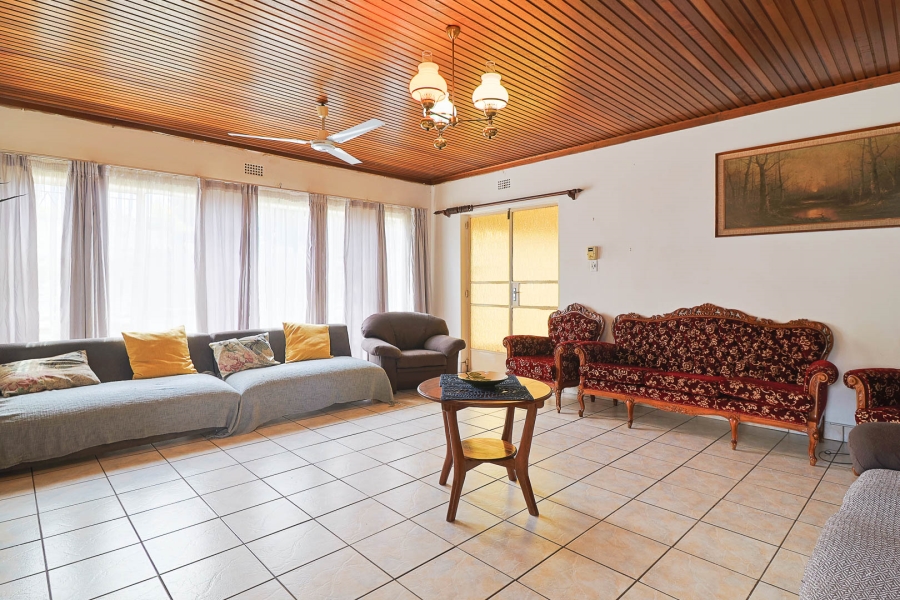 3 Bedroom Property for Sale in Verwoerdpark Gauteng