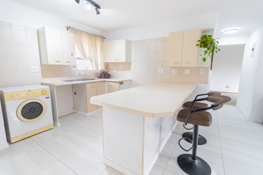 2 Bedroom Property for Sale in Magaliessig Gauteng