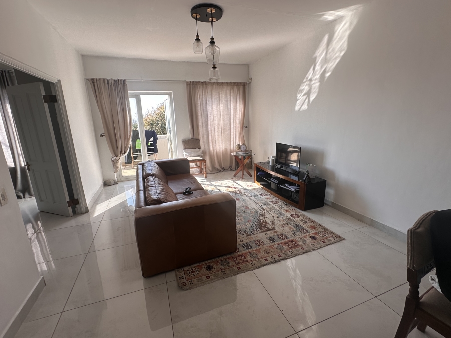 To Let 1 Bedroom Property for Rent in Illovo Gauteng