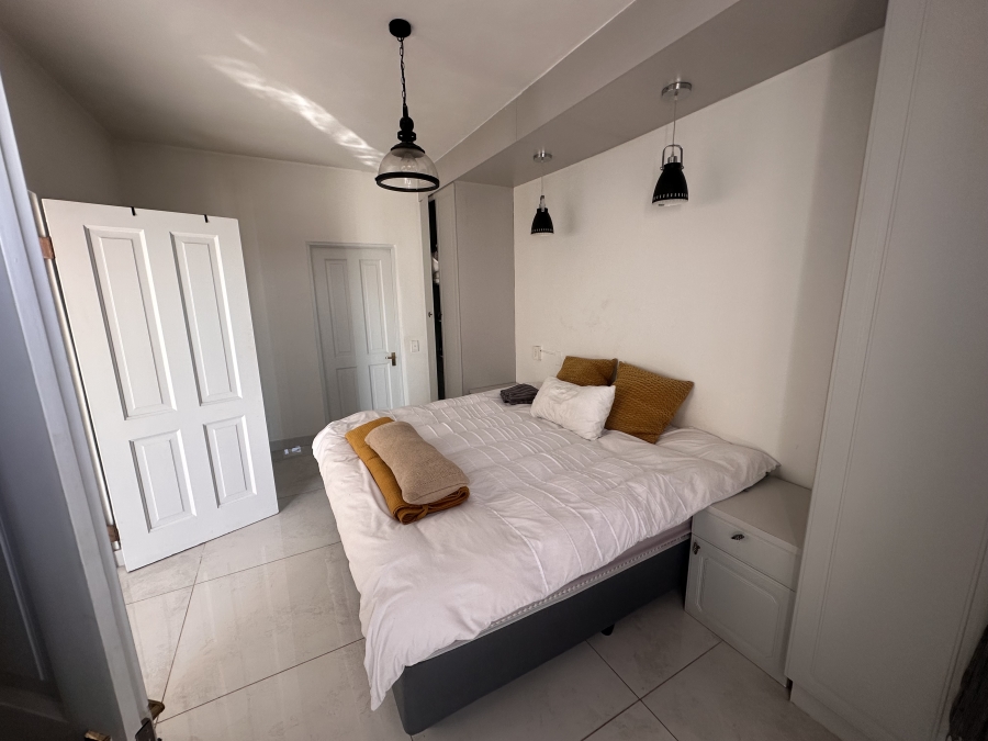 To Let 1 Bedroom Property for Rent in Illovo Gauteng
