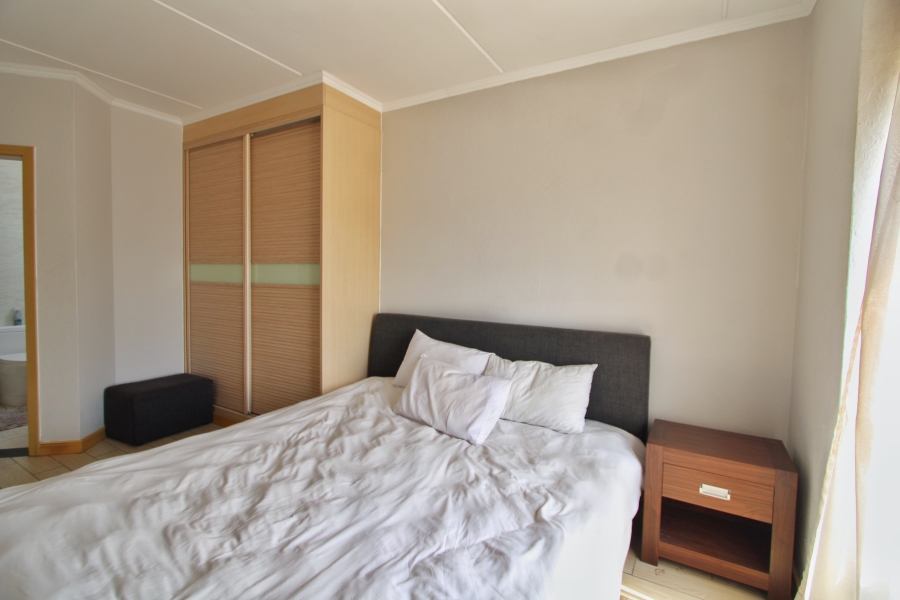 2 Bedroom Property for Sale in Carlswald Gauteng