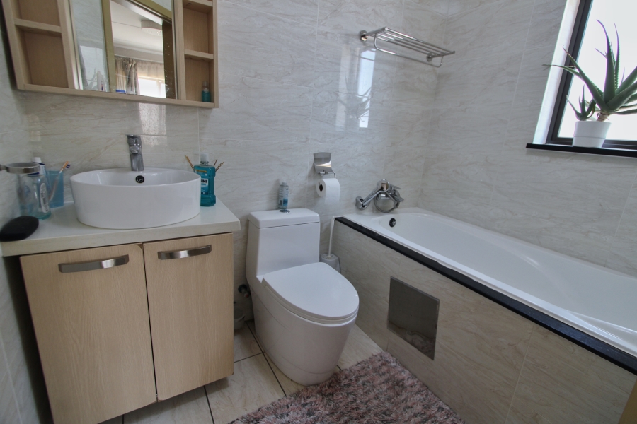 2 Bedroom Property for Sale in Carlswald Gauteng