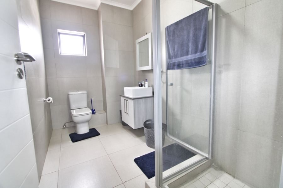 1 Bedroom Property for Sale in Carlswald Gauteng