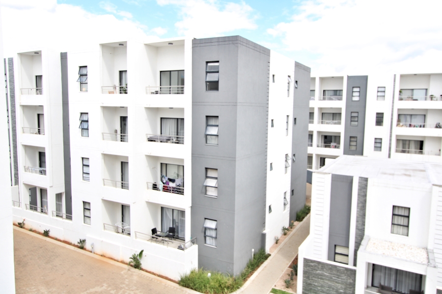 1 Bedroom Property for Sale in Carlswald Gauteng