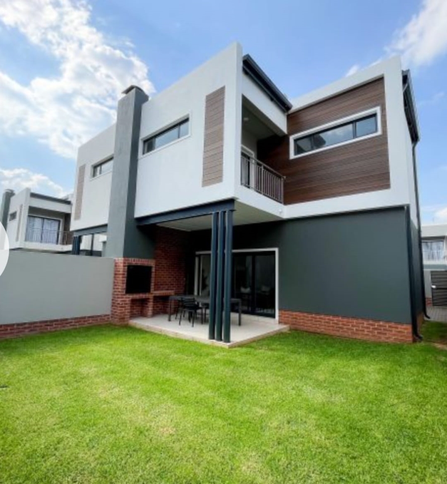 4 Bedroom Property for Sale in Sunninghill Gauteng