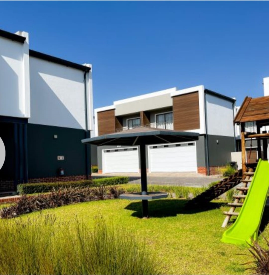 4 Bedroom Property for Sale in Sunninghill Gauteng