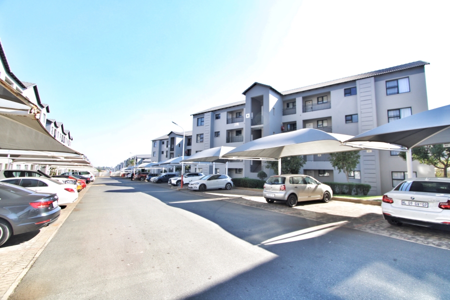 2 Bedroom Property for Sale in Carlswald Gauteng