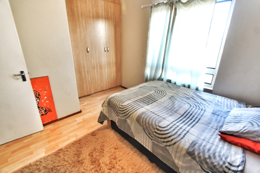 2 Bedroom Property for Sale in Noordwyk Gauteng
