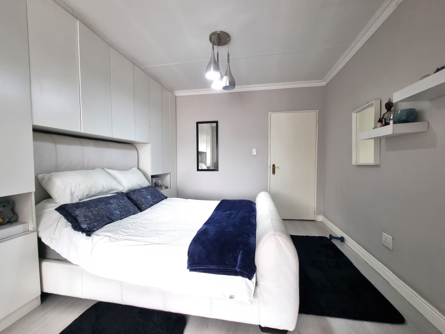 3 Bedroom Property for Sale in Noordwyk Gauteng