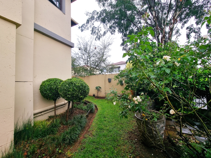 3 Bedroom Property for Sale in Noordwyk Gauteng